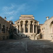 Узнать историю знаменитой минералки