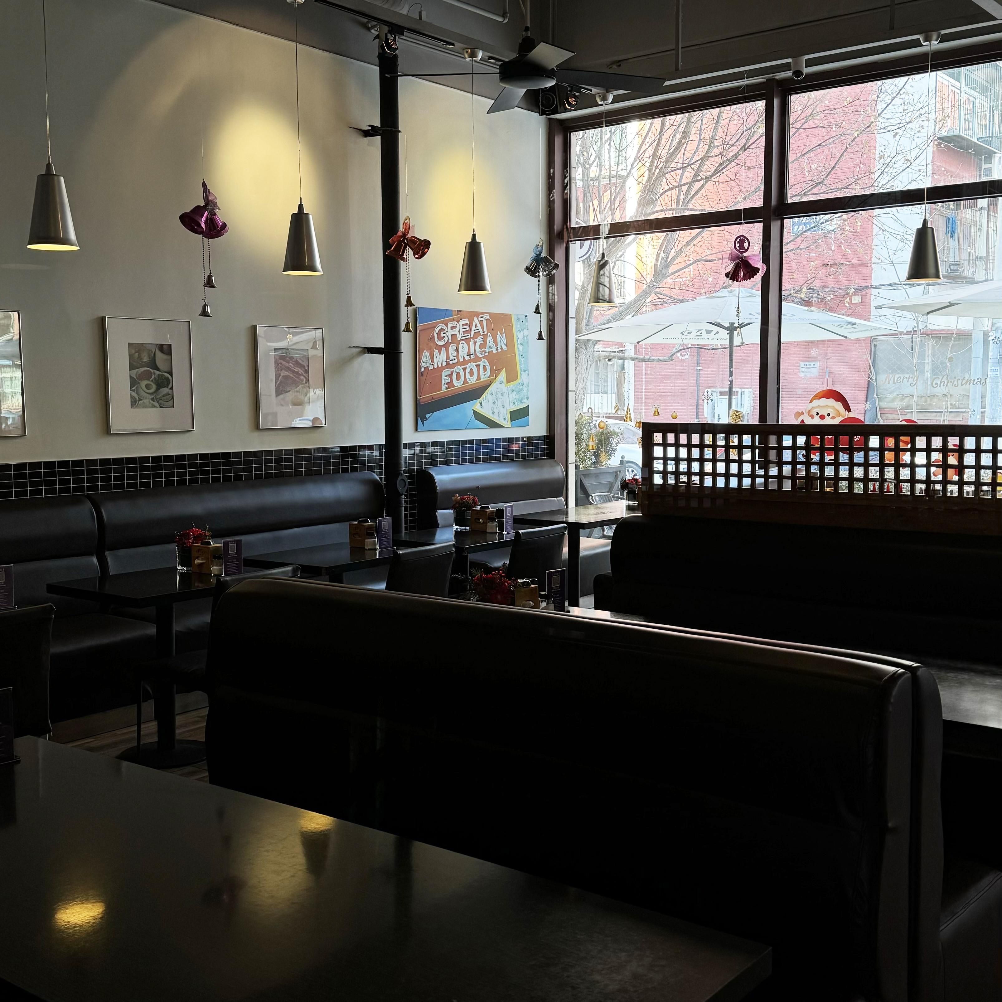 Ресторан Lily’s American Diner