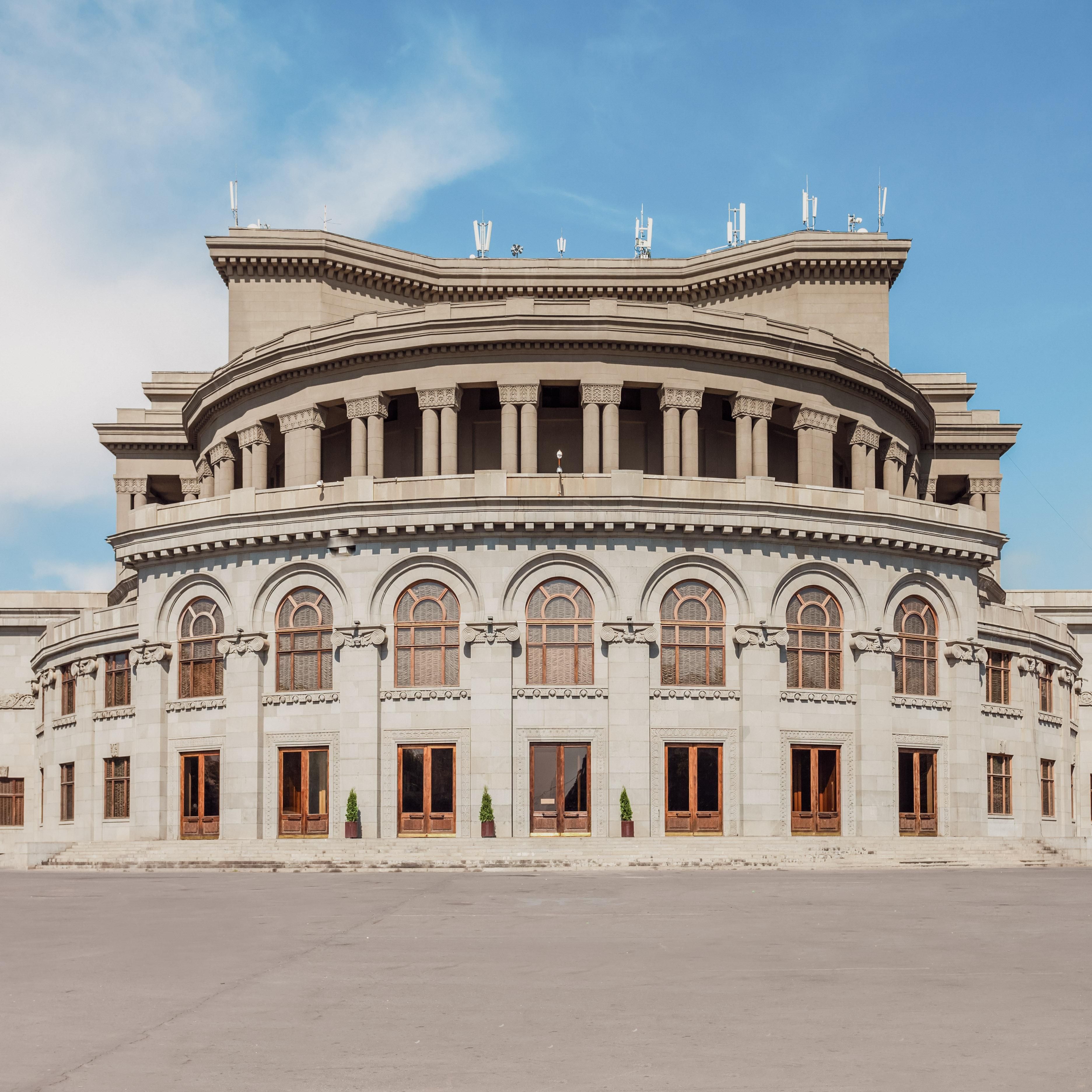 Театр оперы и балета