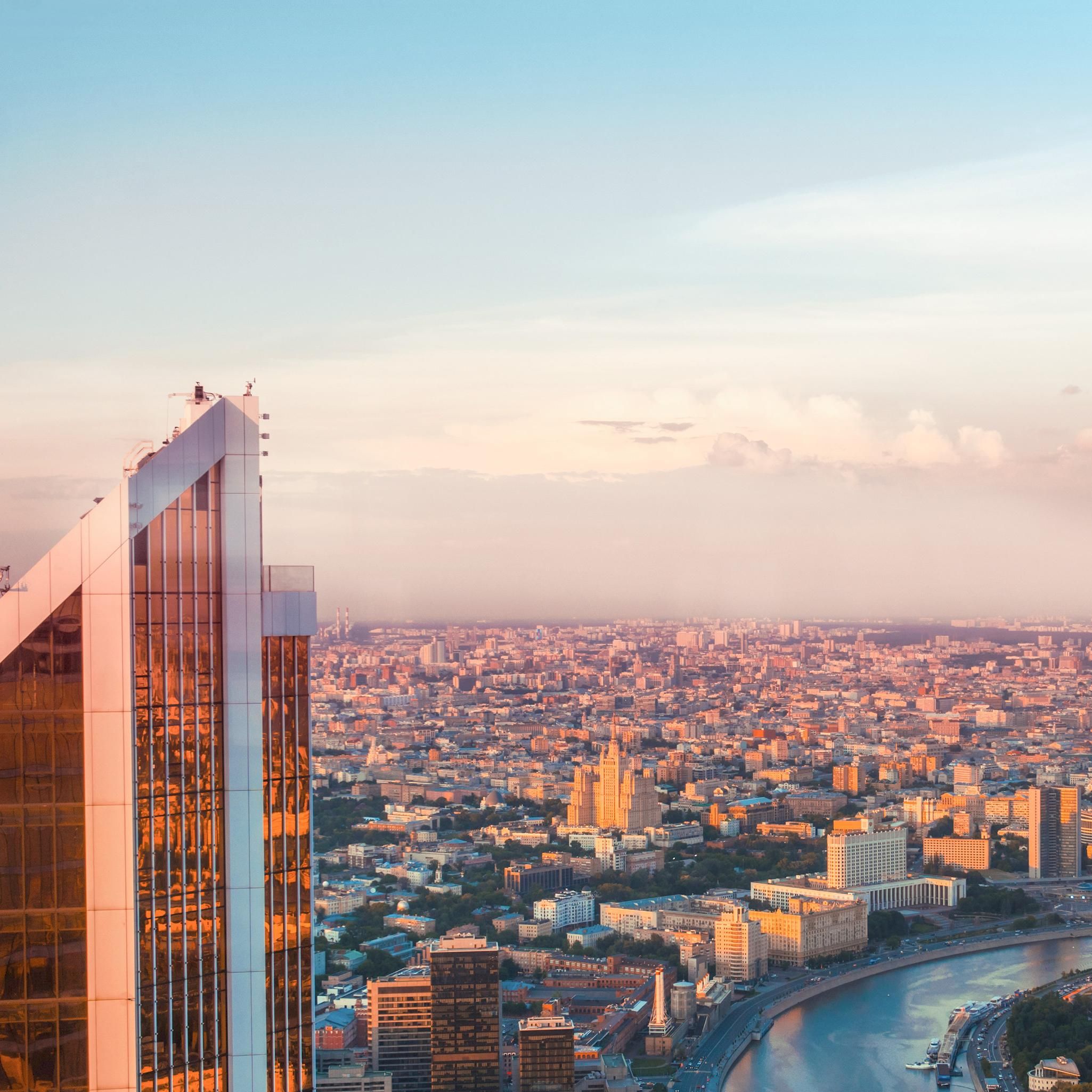 Подняться на смотровую Москвы-Сити