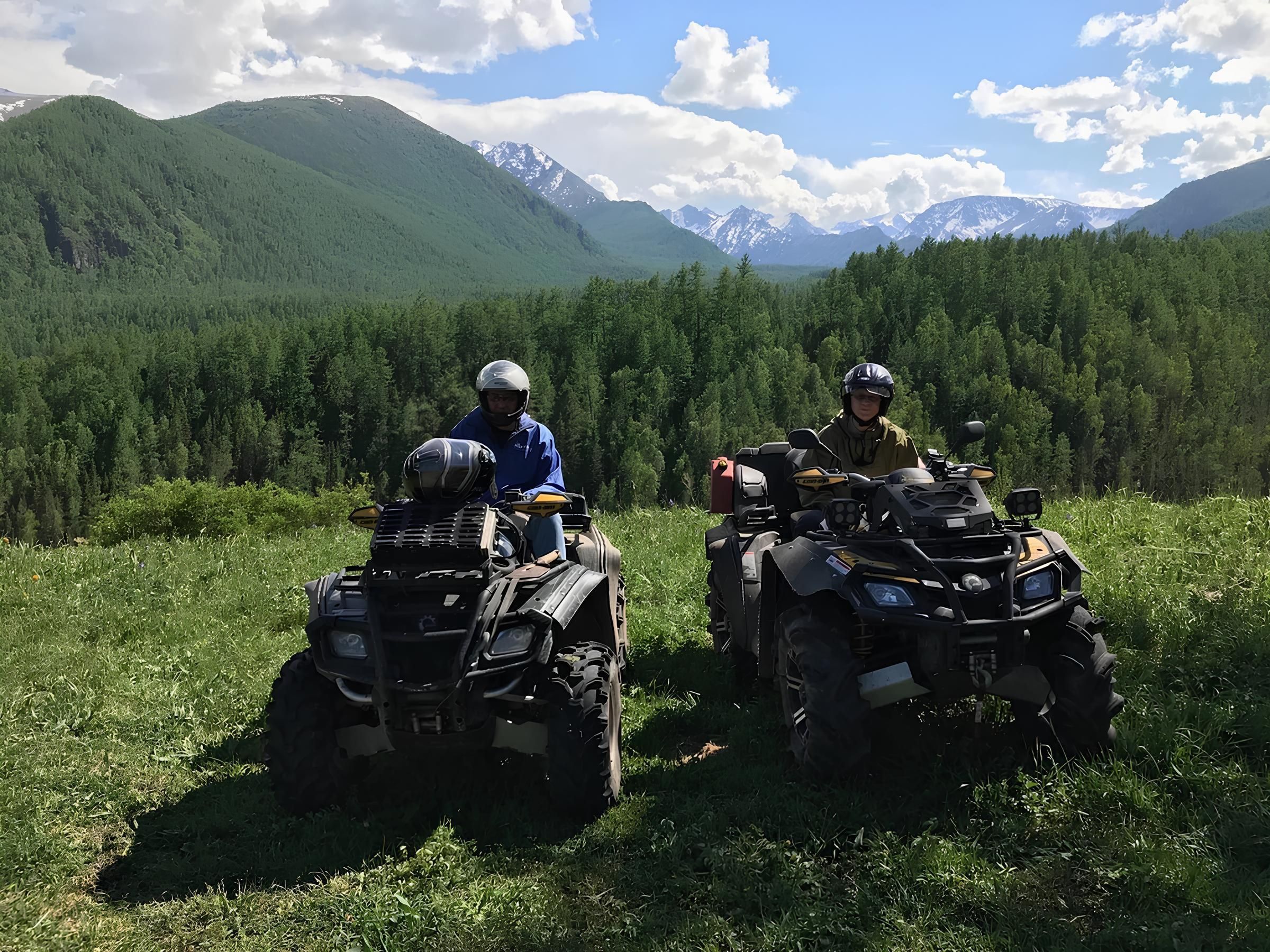 Проехать по окрестностям на квадроцикле