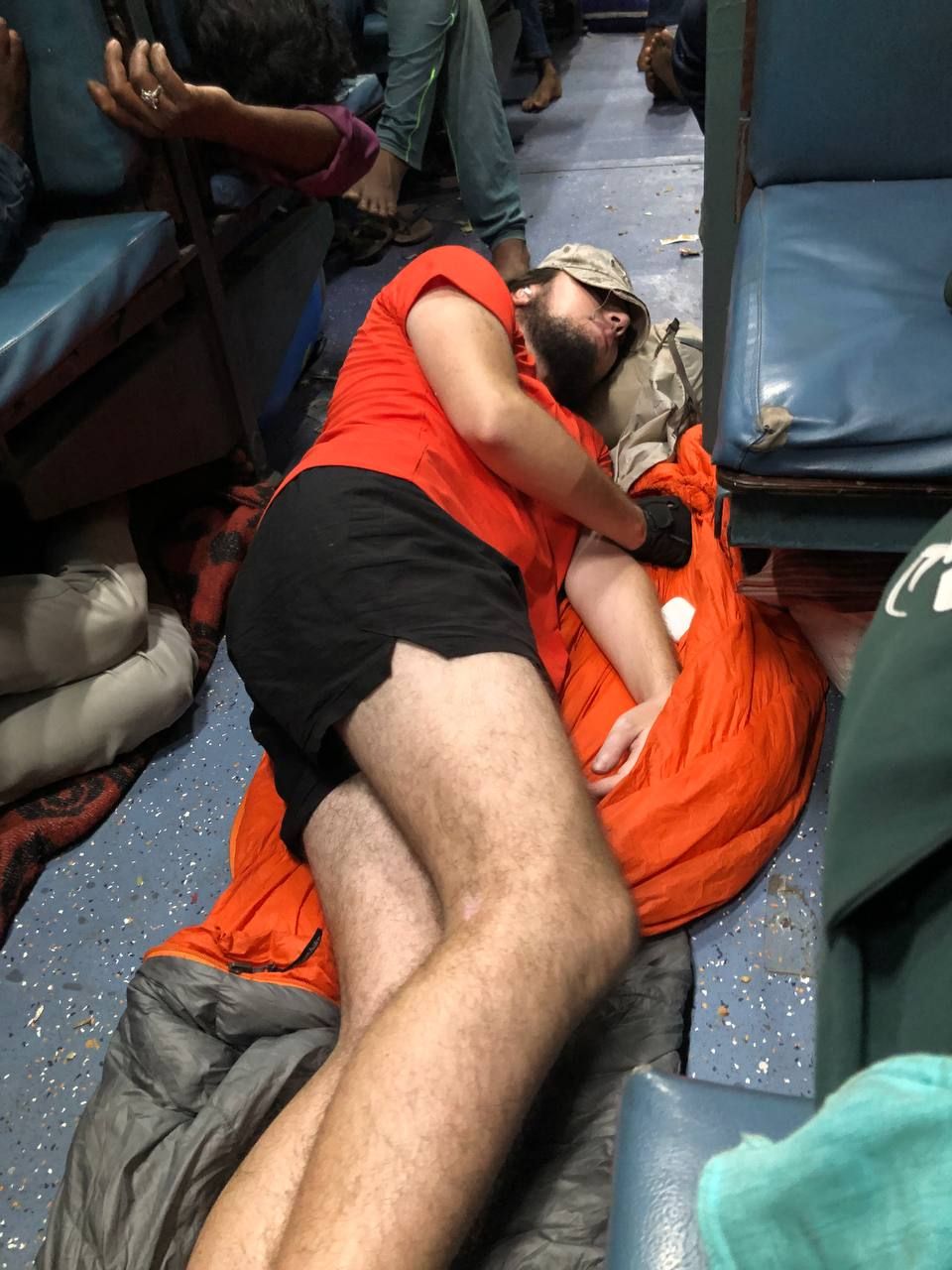 Индия поезд