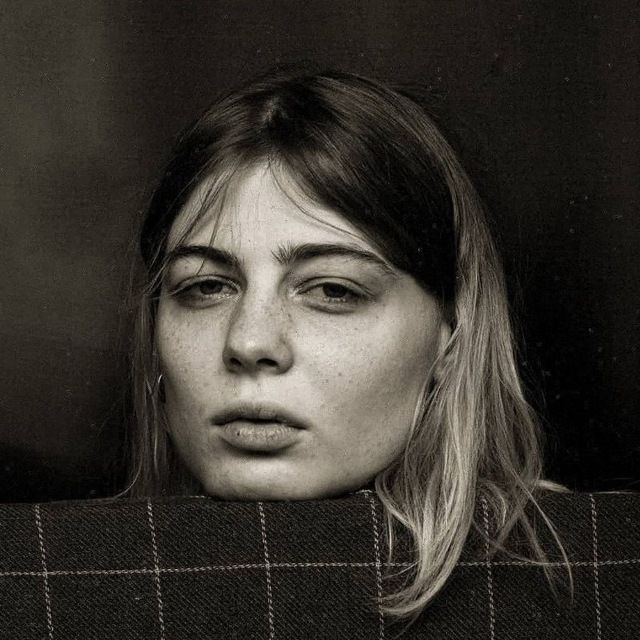 Мари Поспелова