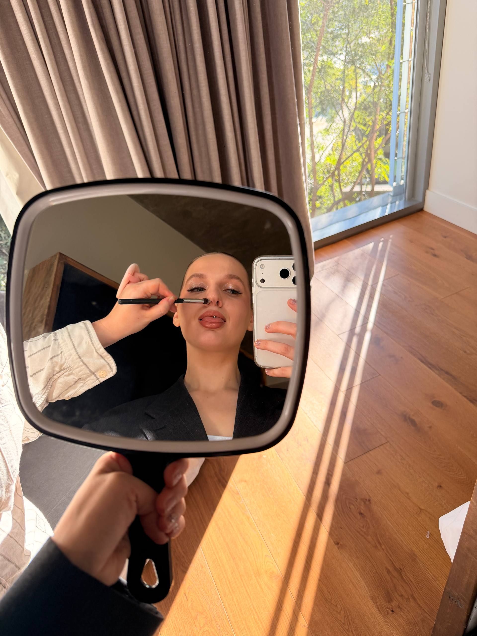 Сборы на красную дорожку