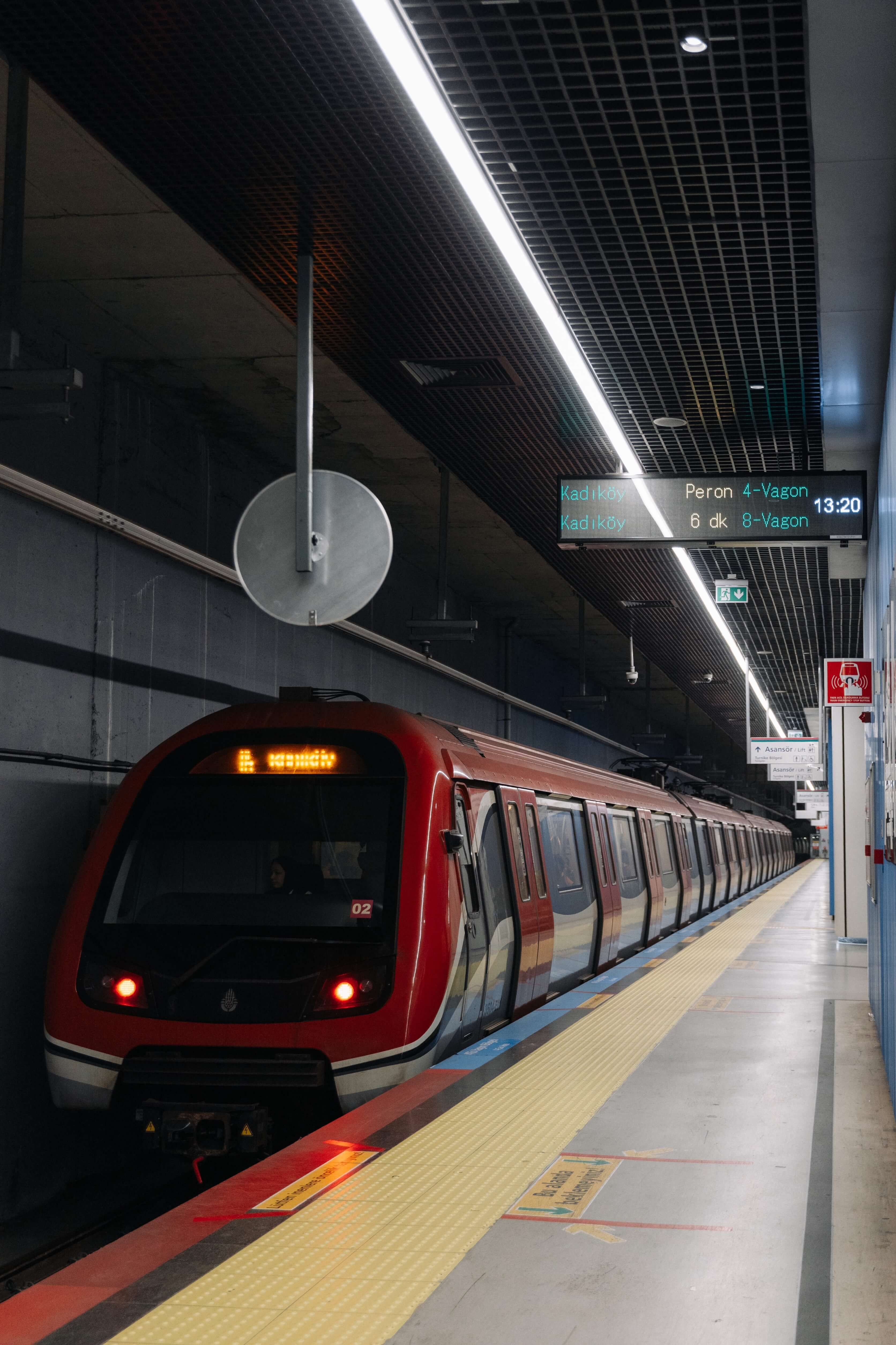 Метро в Стамбуле