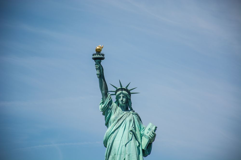 Где россияне могу податься на визу в США