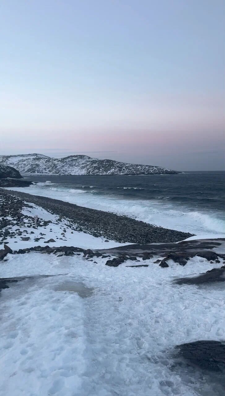 Пляж «Яйца дракона» в Териберке