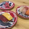 Конвейерные суши в кафе Sushiro (1).jpg