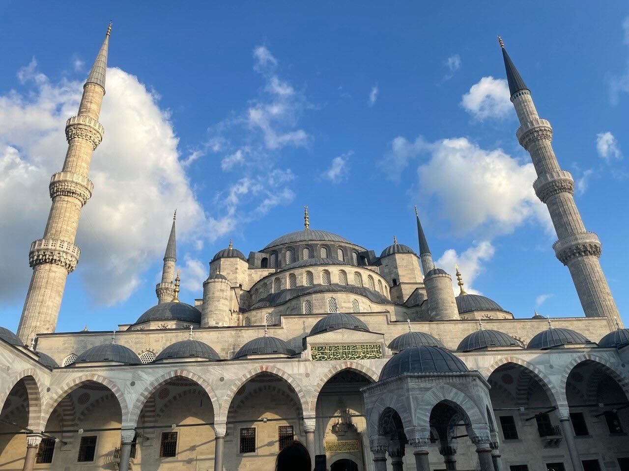 Наши первые путешествия: фейлы, переживания и приключения команды Aviasales.uz