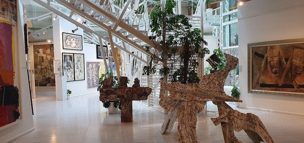 Музей Современного Искусства.jpg