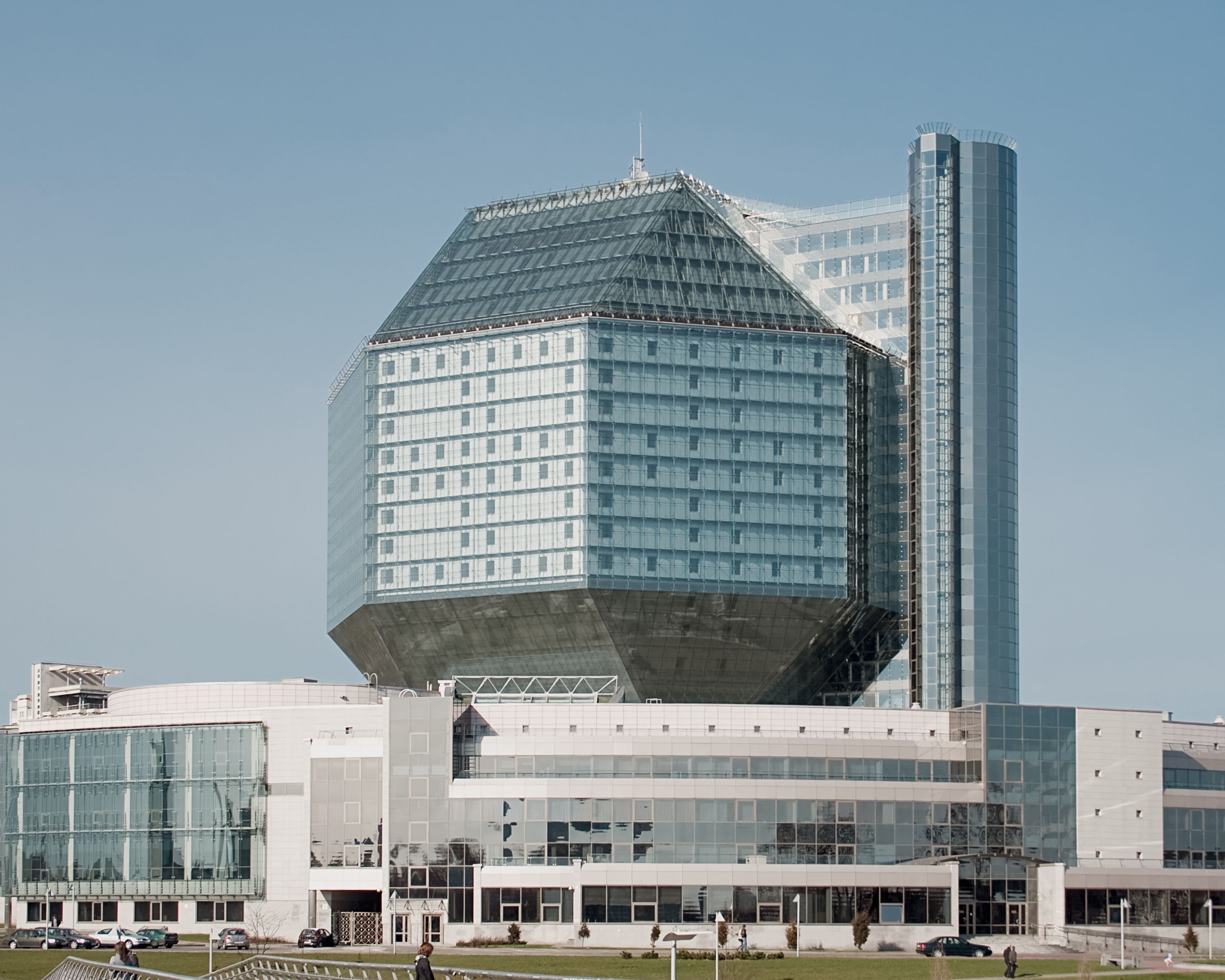 Национальная библиотека Беларуси.jpg