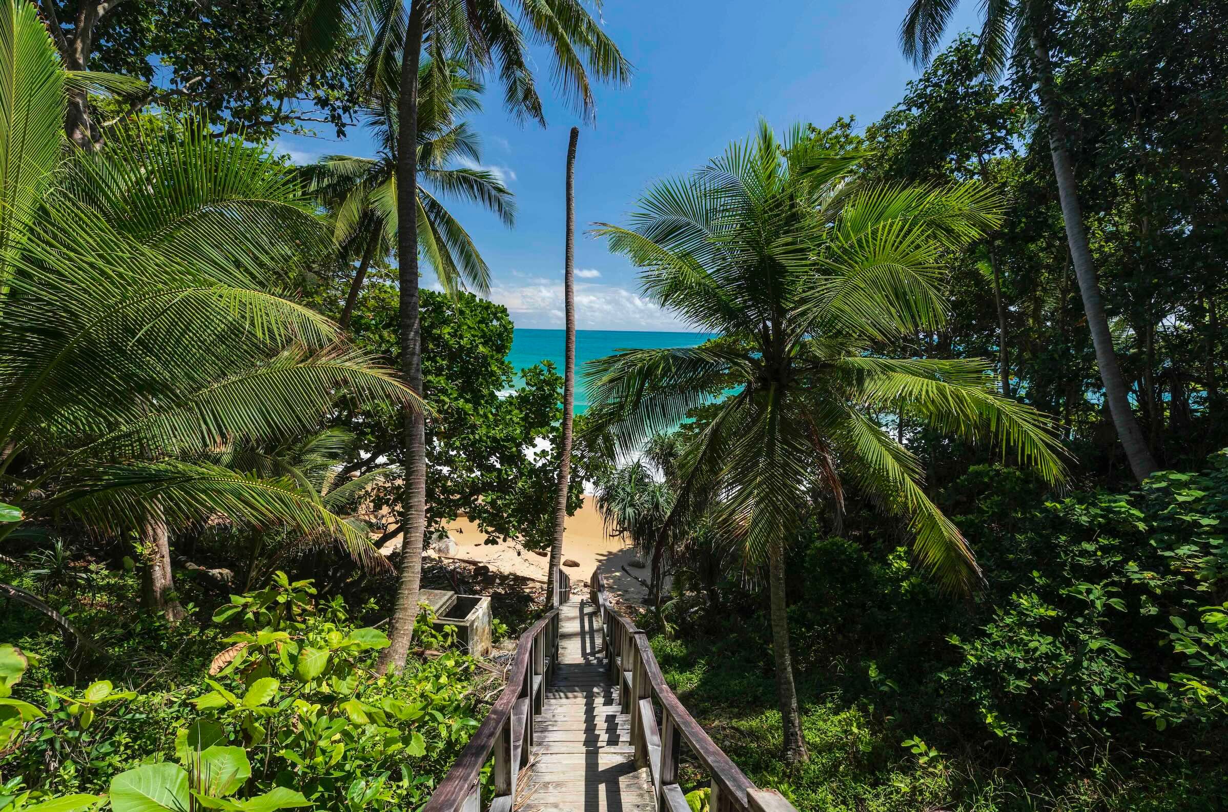 Phuket-Nai Thon Beach (หาดในทอน) 229202BS.jpg