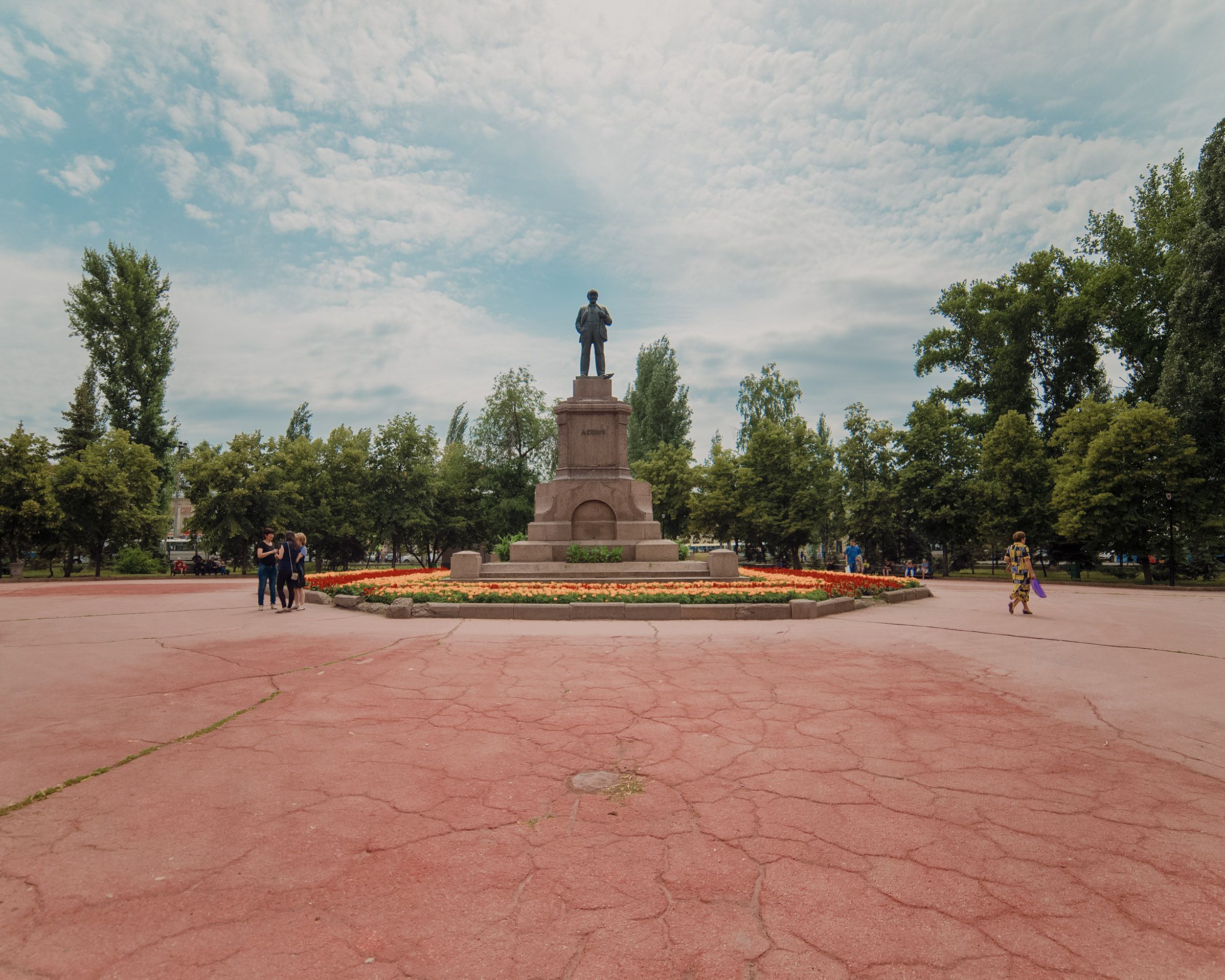 Площадь Революции .jpg