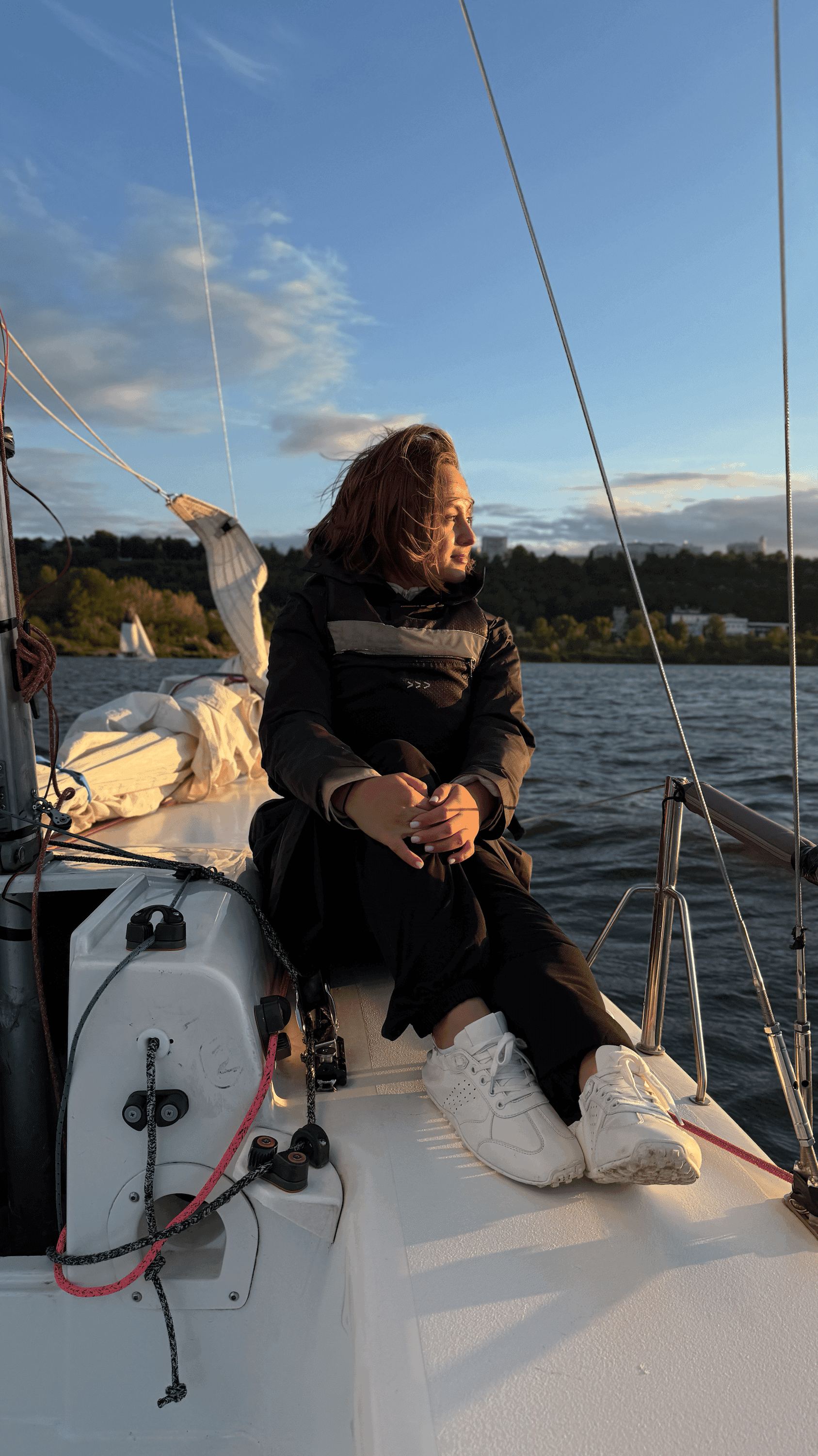 Прогулка на яхте 3.png