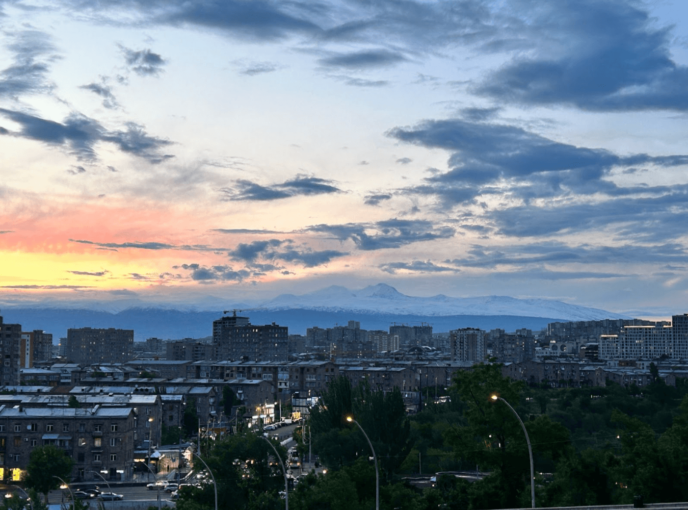 Вид на горы на закате