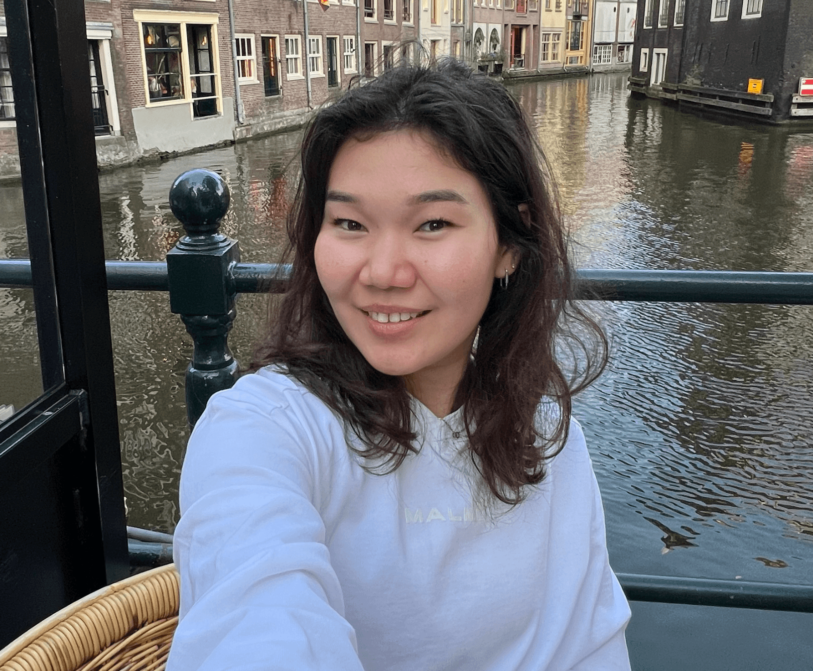 Айгүл Сақаева