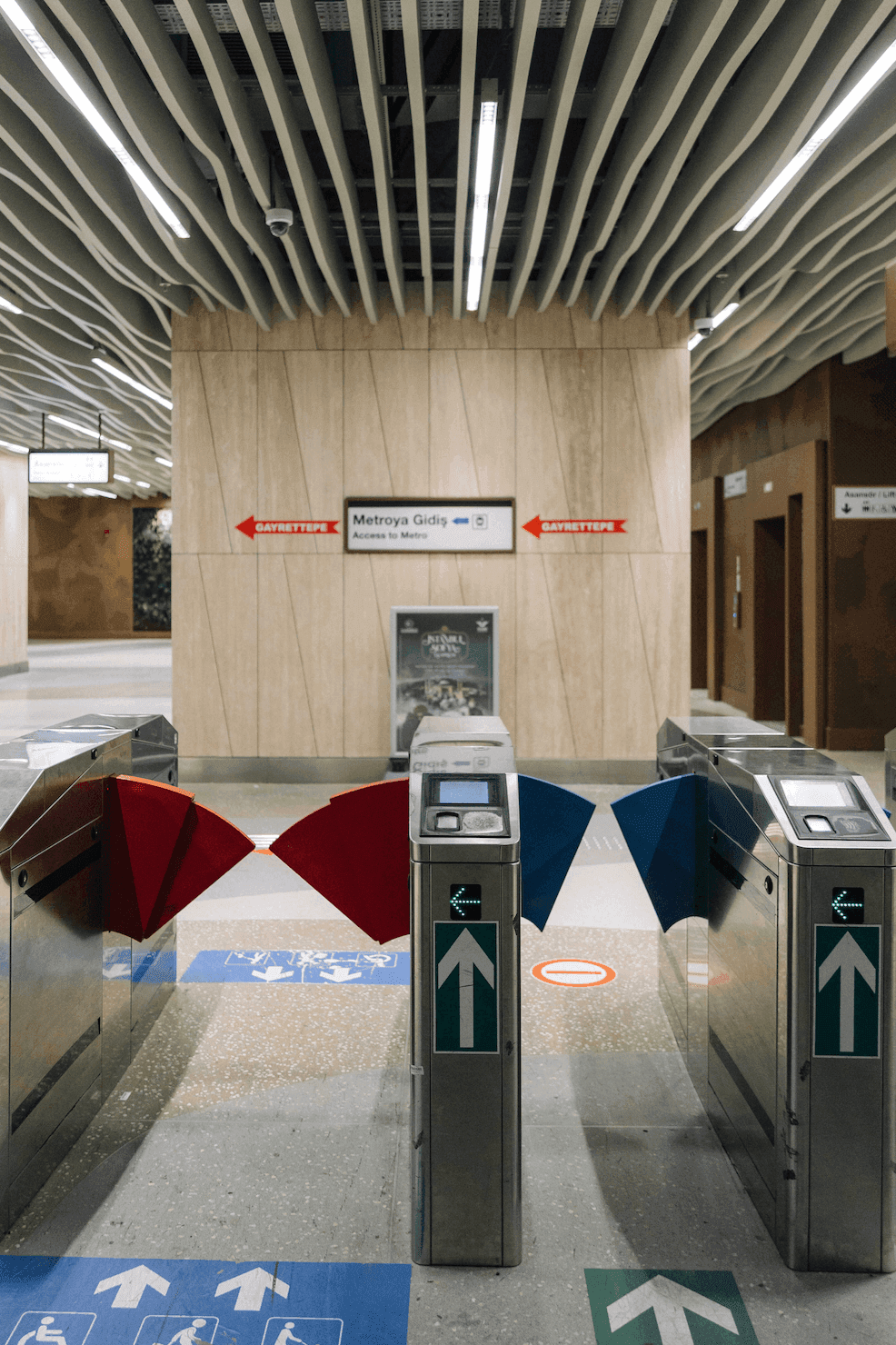 Метро в Стамбуле