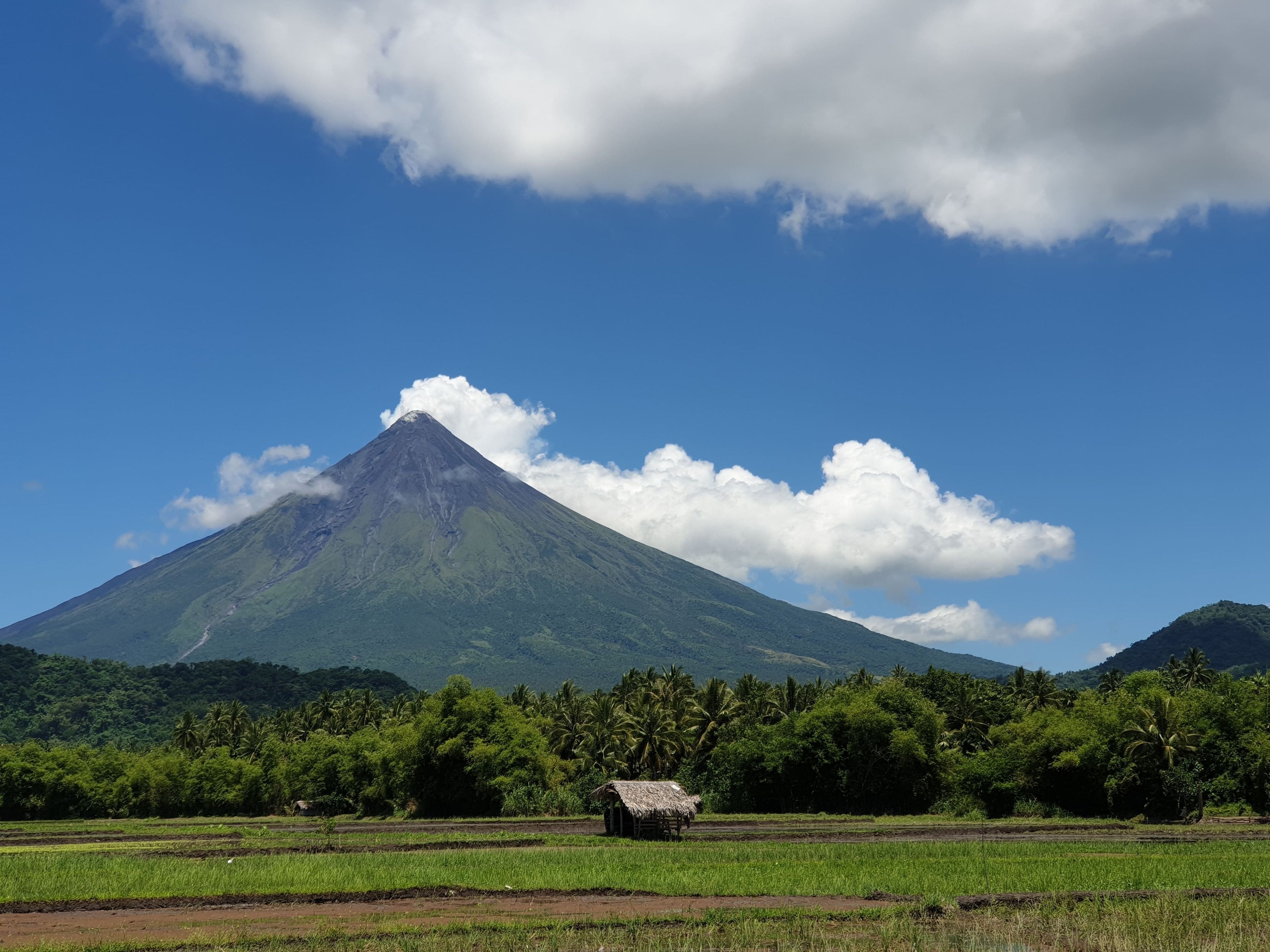 Вулкан Майон