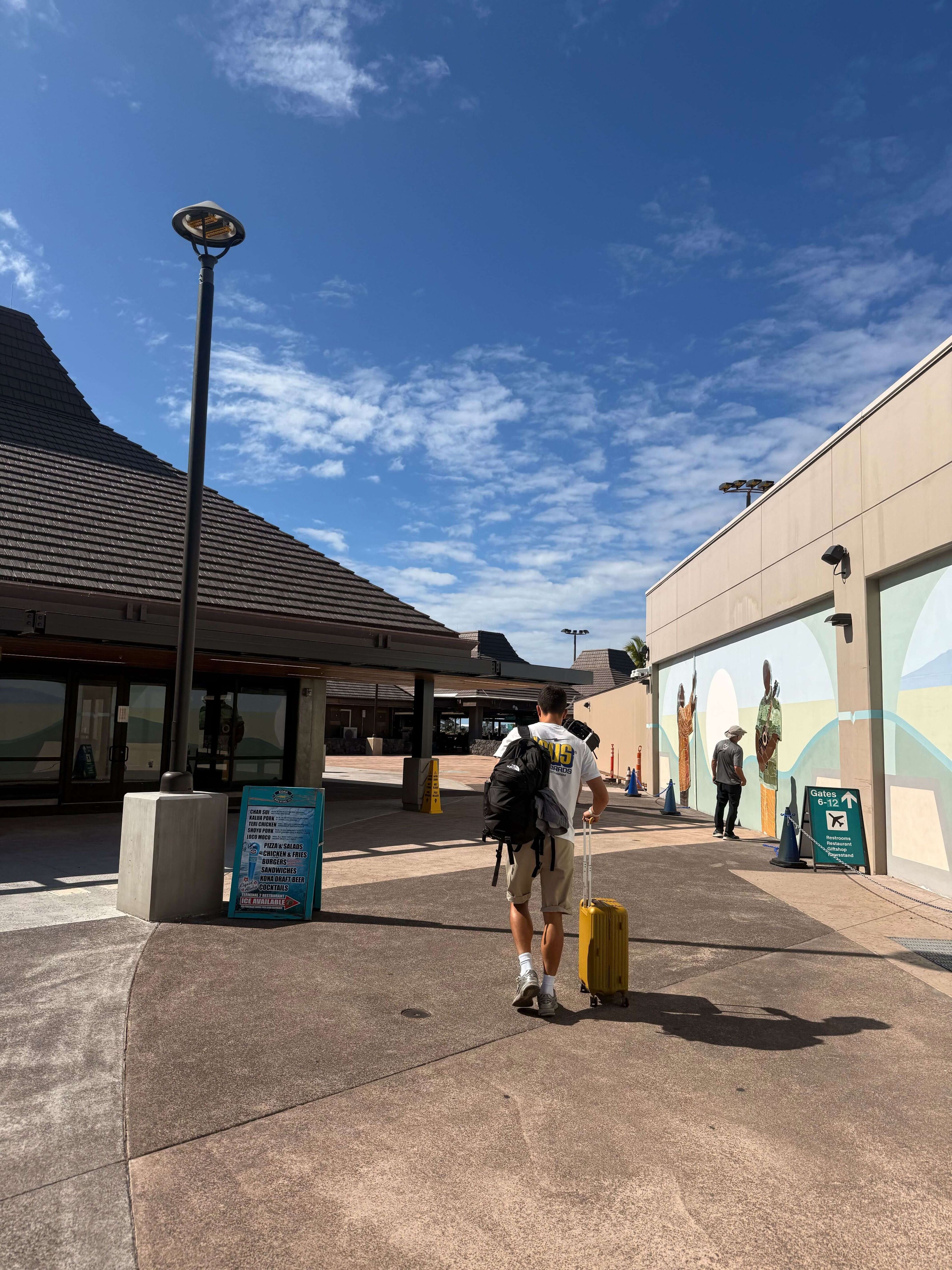 аэропорт big island без крыши.jpg