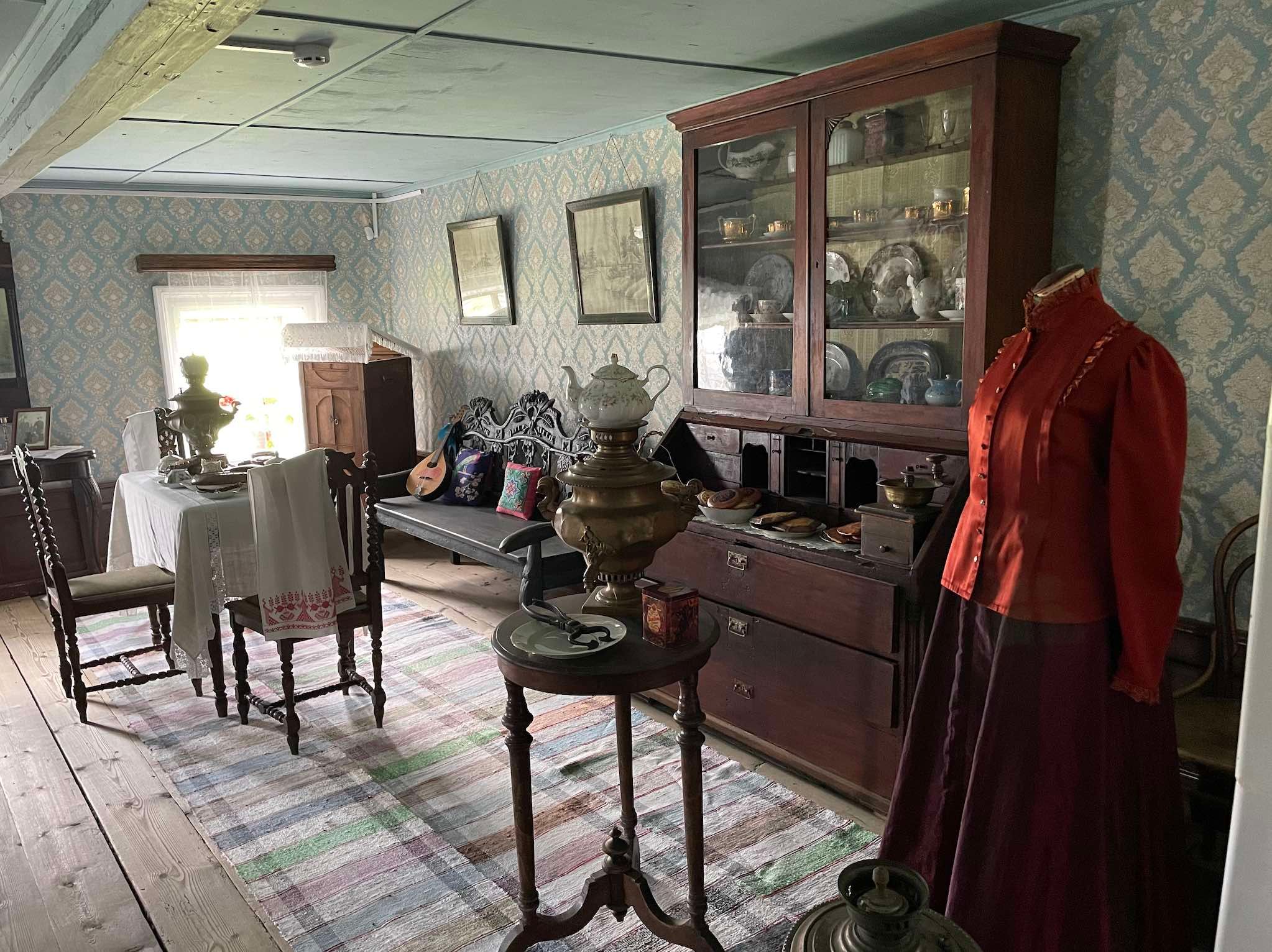 летняя изба.jpg