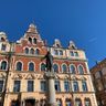 Площадь Старой Ратуши с памятником