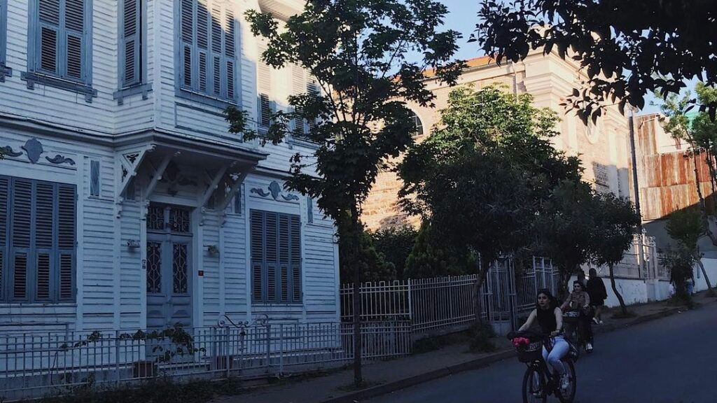 Улица и дети, Принцевы острова