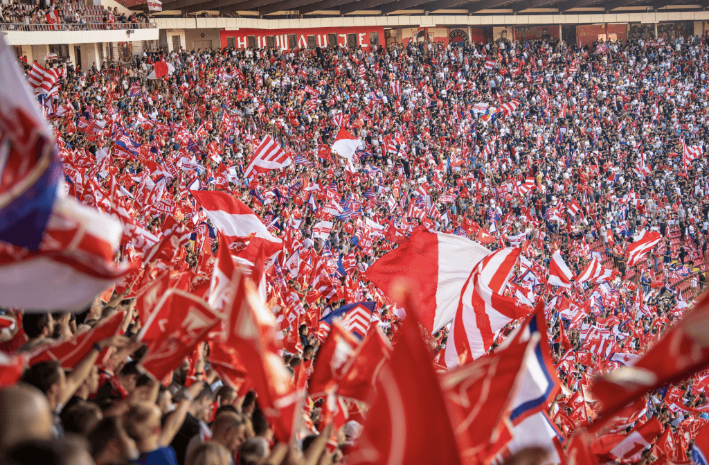 Футбольный матч в Сербии