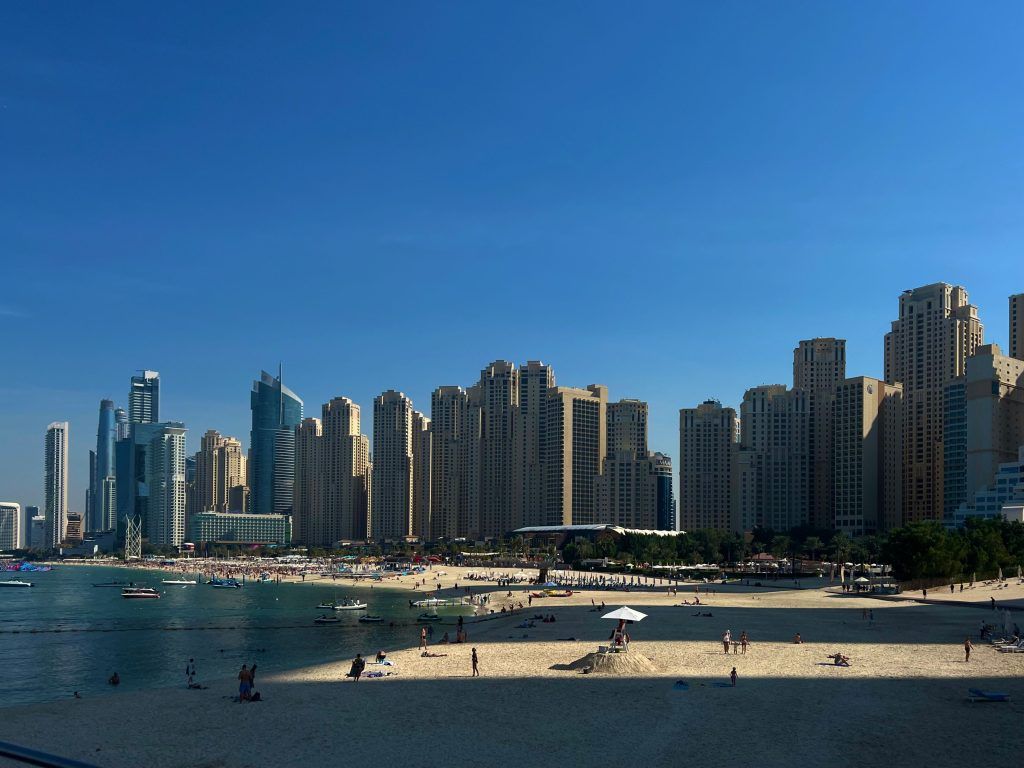 Дубай Марина пляж