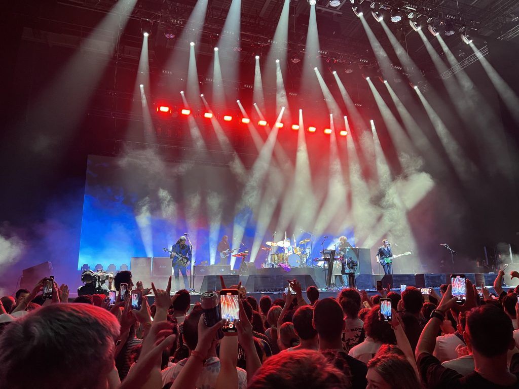 Сколько стоит съездить на концерт в Грузию