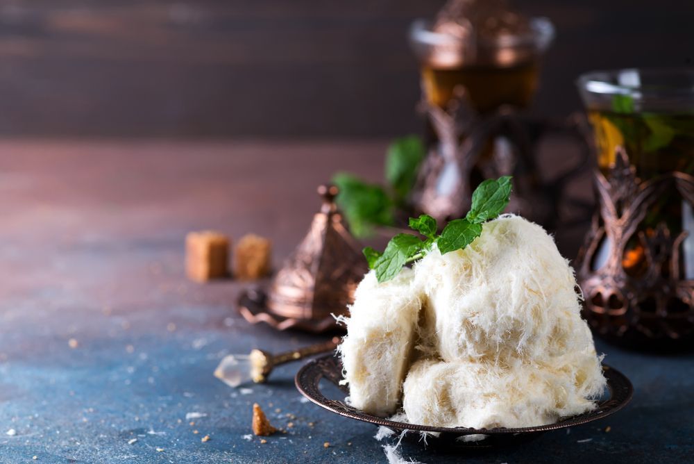 Нити из муки с сахаром