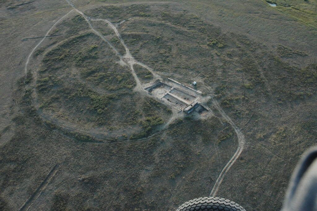 Холм с остатками крепости