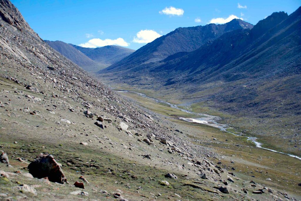 Спуск с перевала.