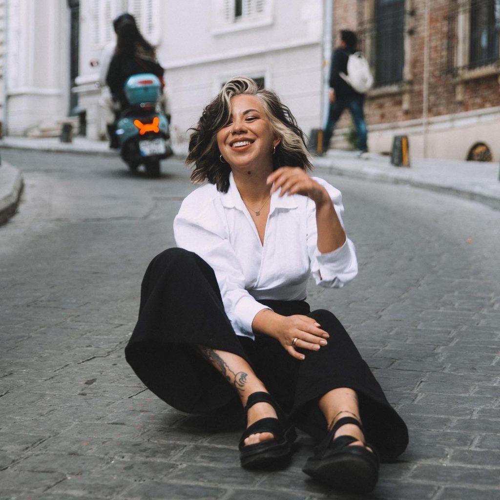 Как мы ищем авторов для путеводителей Авиасейлс