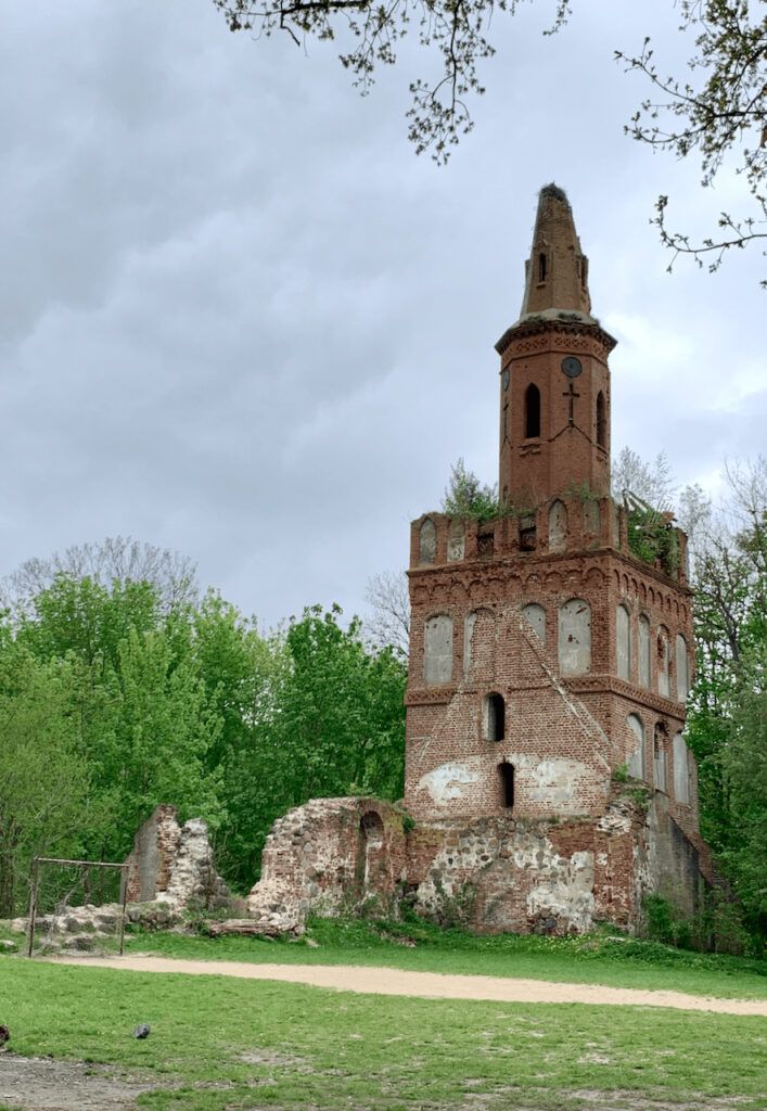 Полуразрушенная кирха