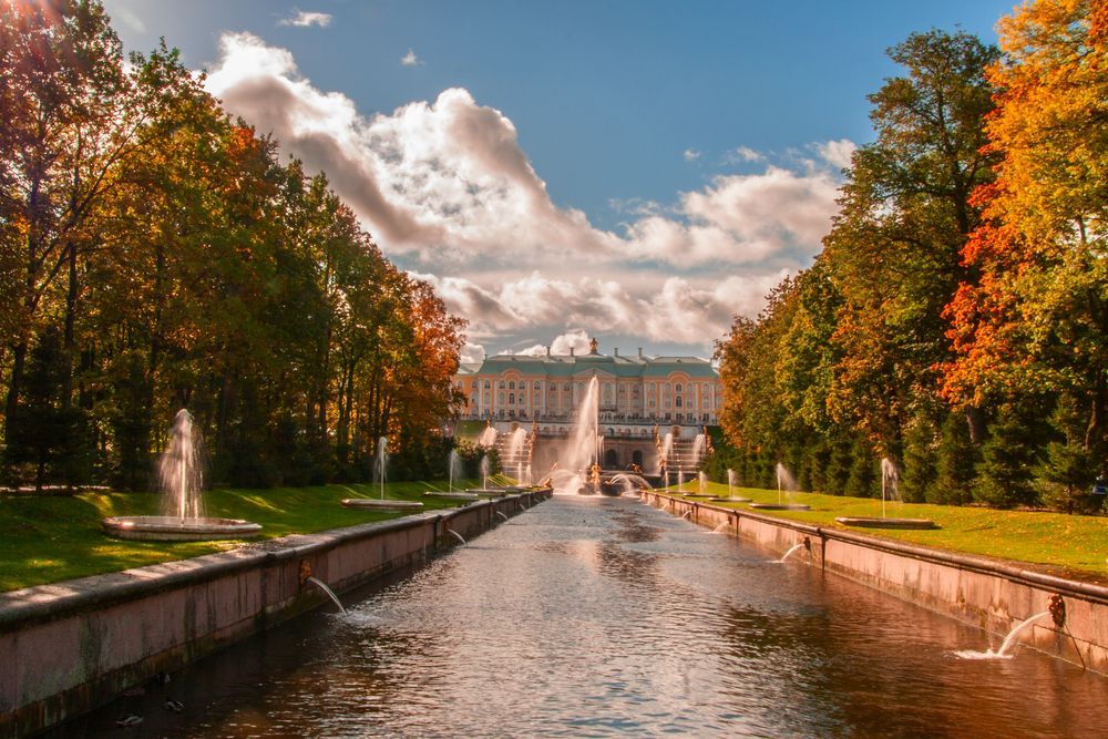 Петергоф осенью