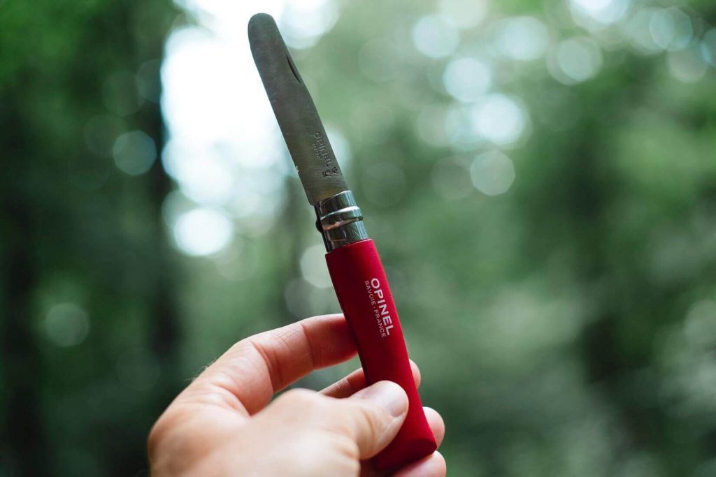 Раскрытый перочинный нож