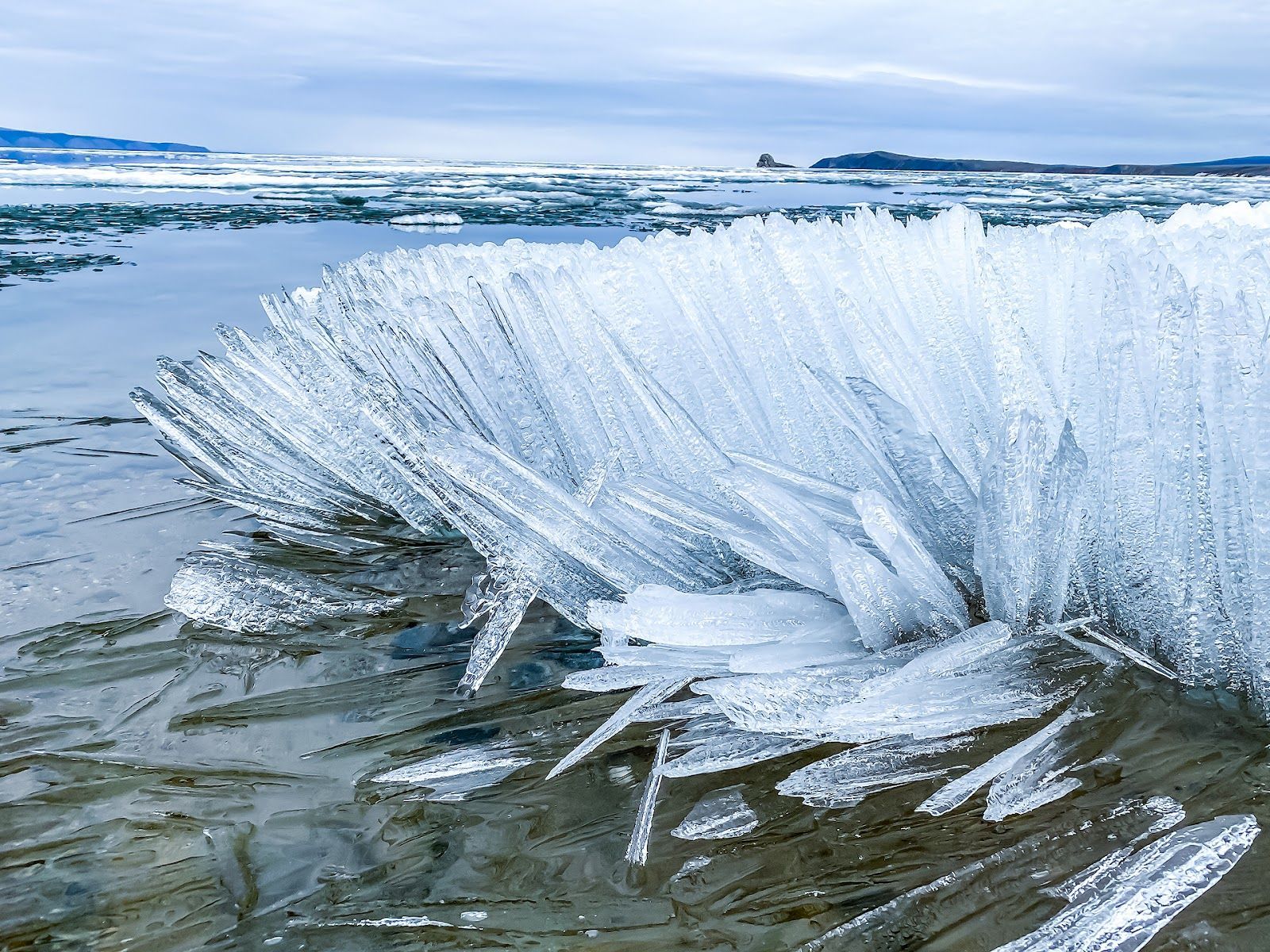 Игольчатый лёд: малоизвестная, но крутая фишка Байкала