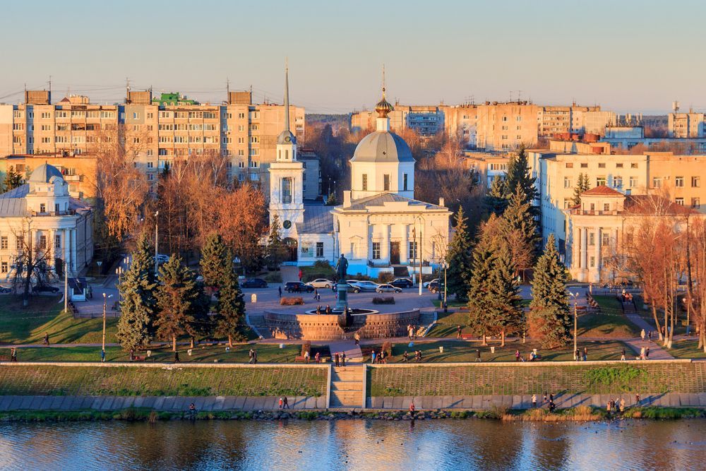 Вид на закатную Тверь