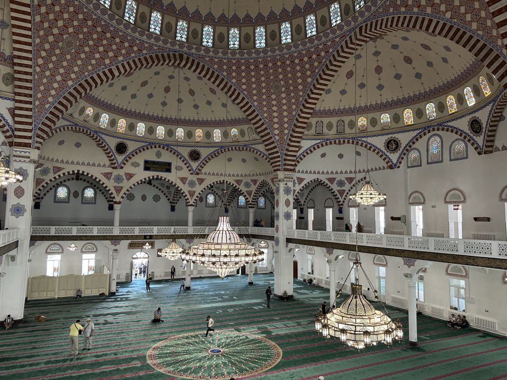 Центральная Джума-мечеть Махачкалы