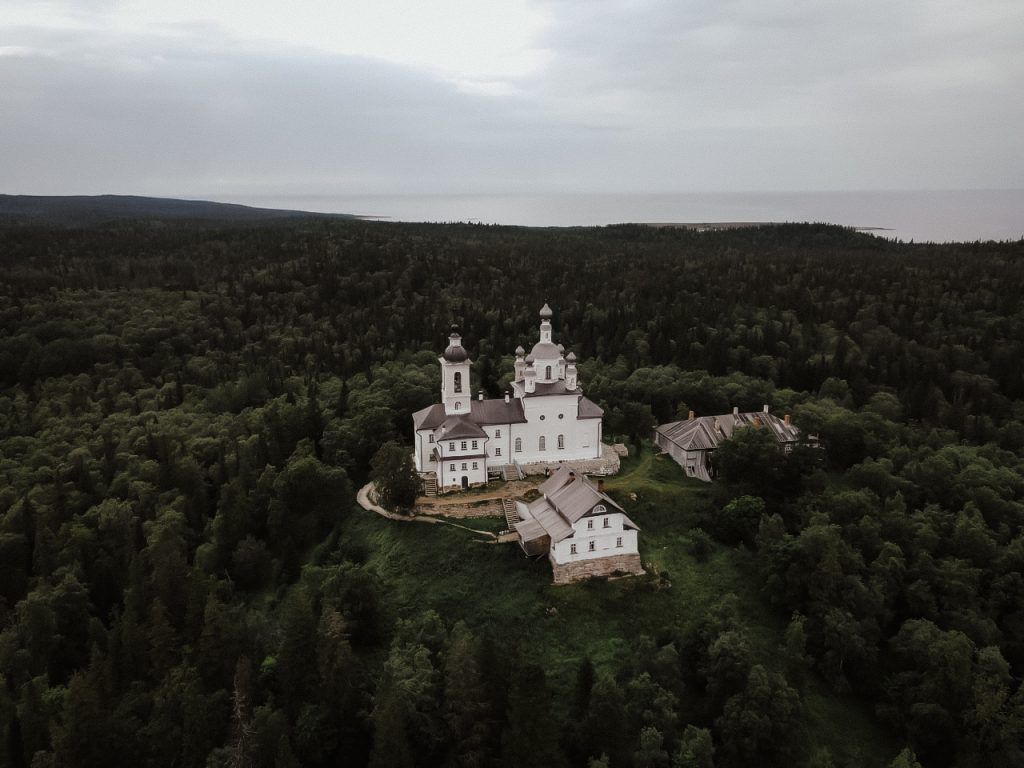 Голгофо-распятский скит на острове Анзер
