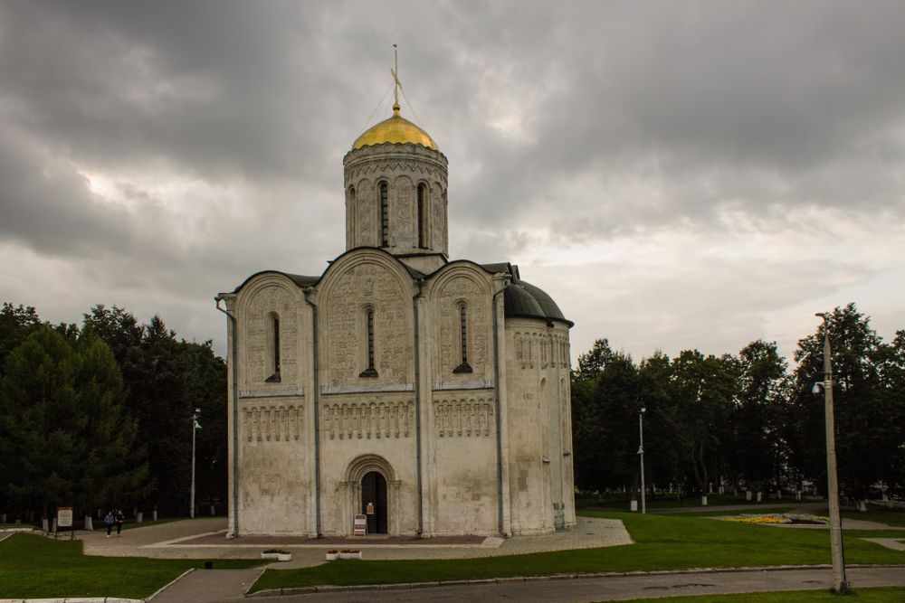 Дмитриевский собор