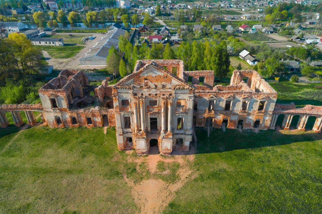 Ружанский замок. Часть без реставрации