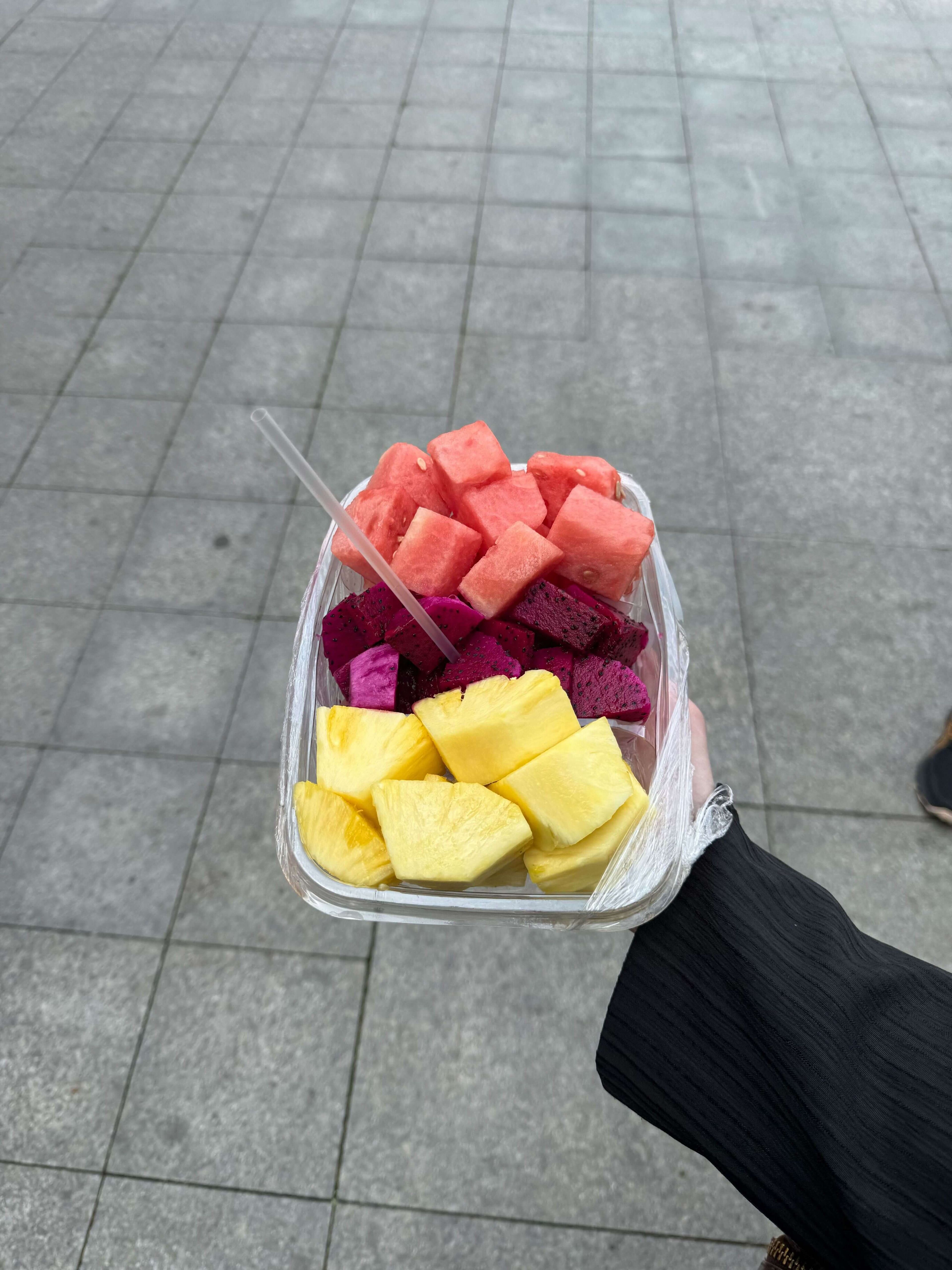 Дешевые фрукты (200р за упаковку).jpg