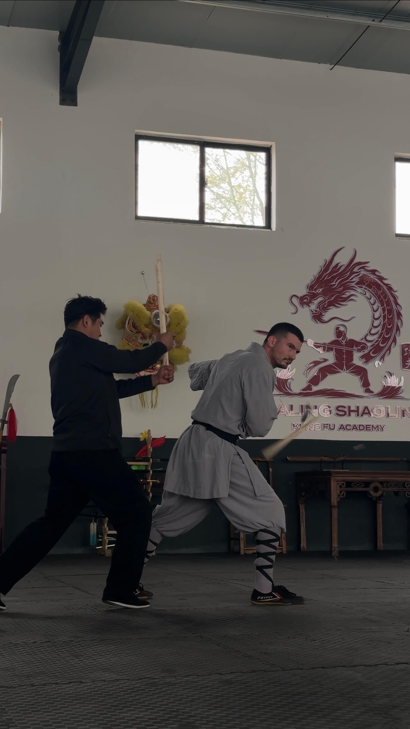 Шифу сломал палку о студента_.jpg