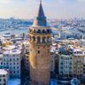 Галатская башня в Стамбуле зимой