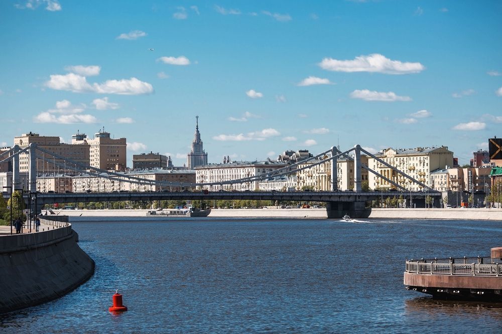 Крымский мост через Москву-реку