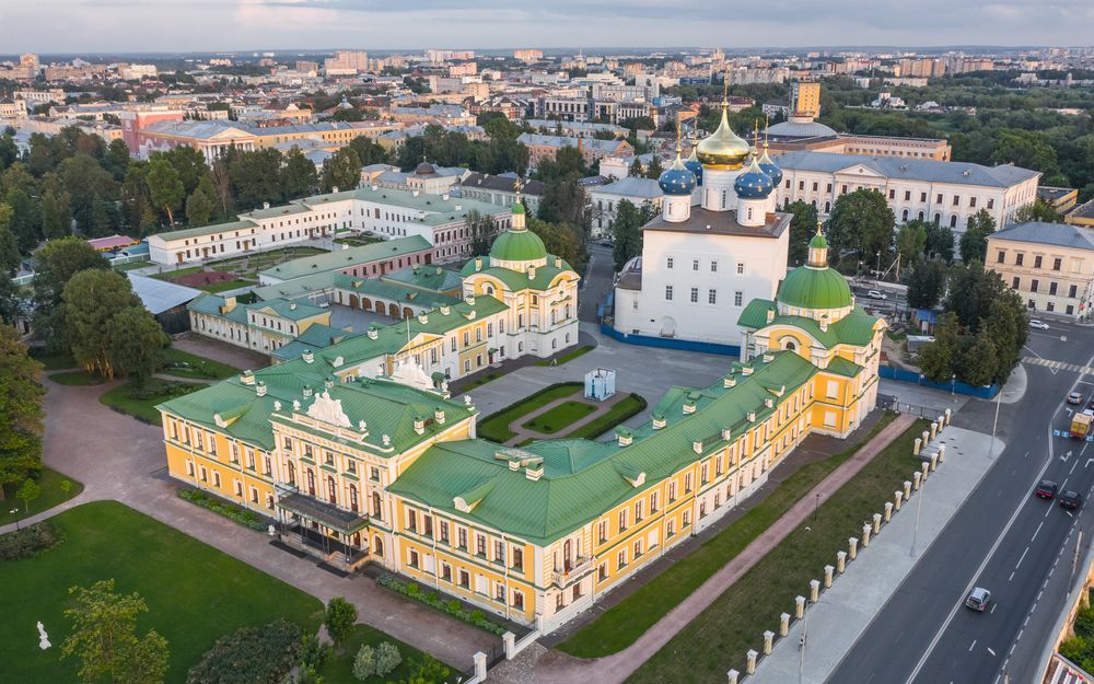 Путевой дворец в твери
