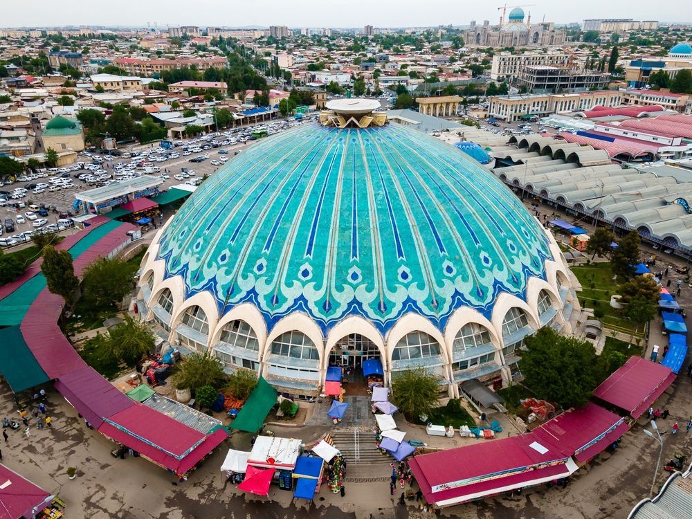 Базар «Чорсу» в Ташкенте