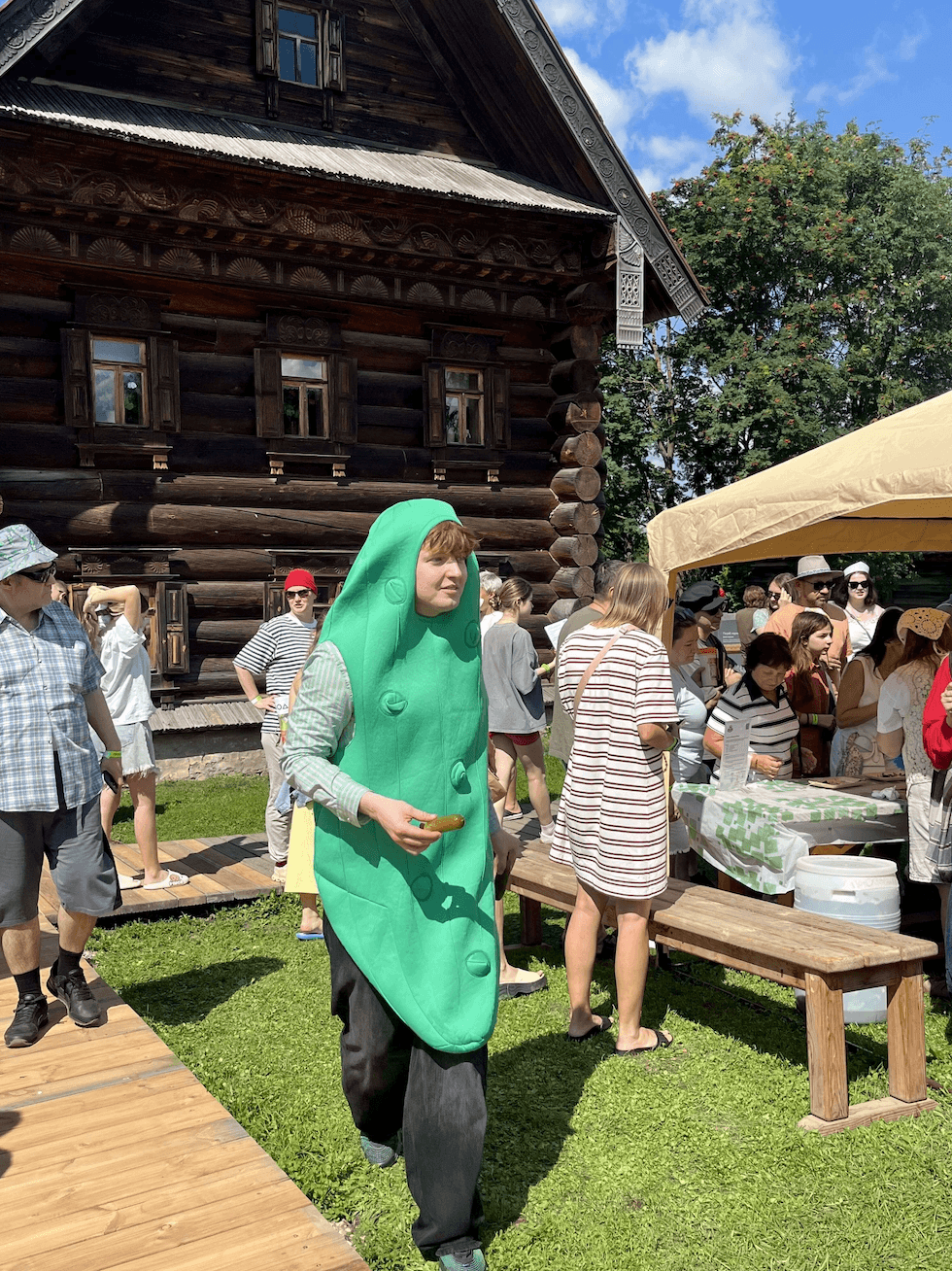 День огурца в Суздале