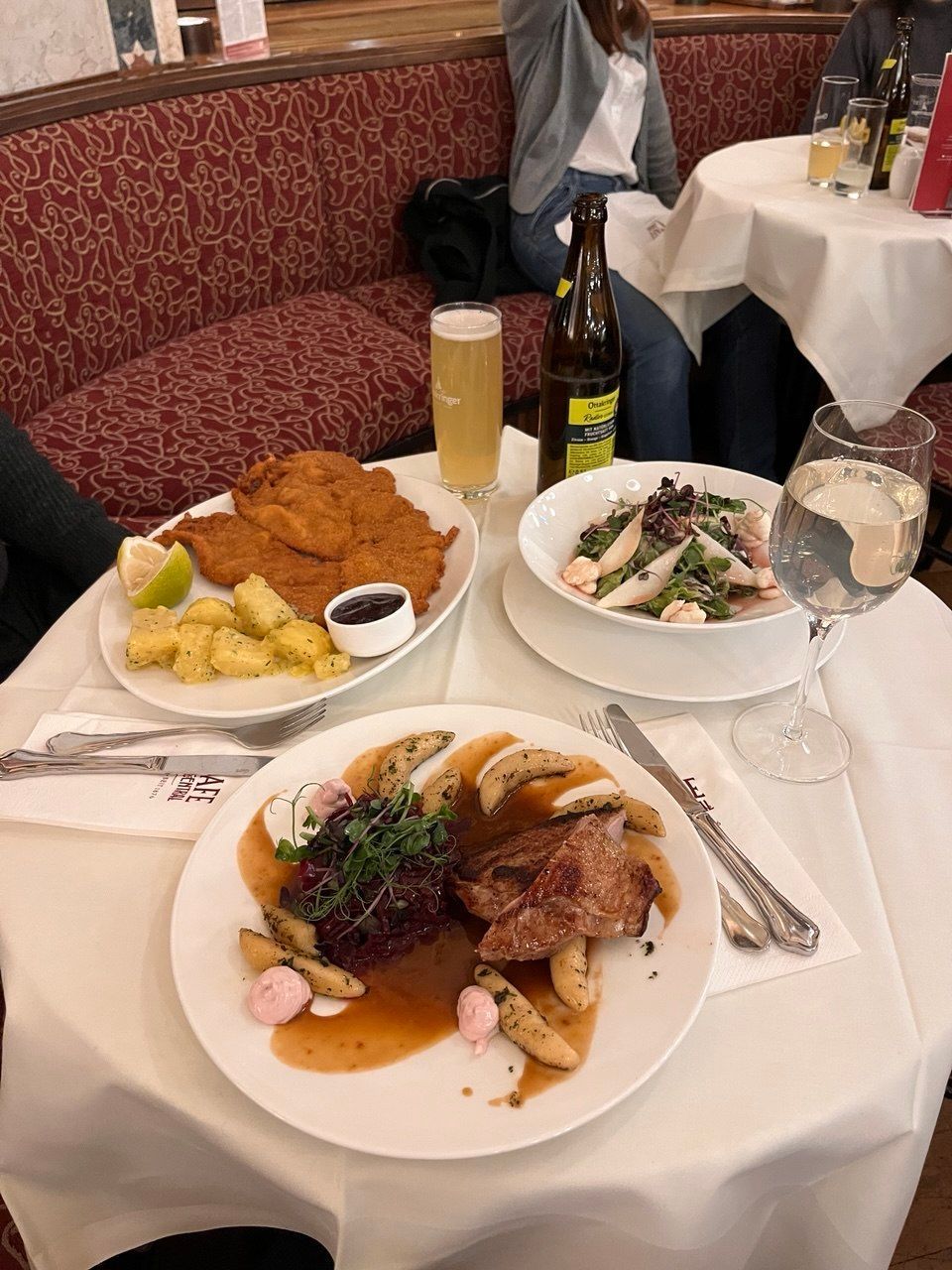 cafe central.jpg
